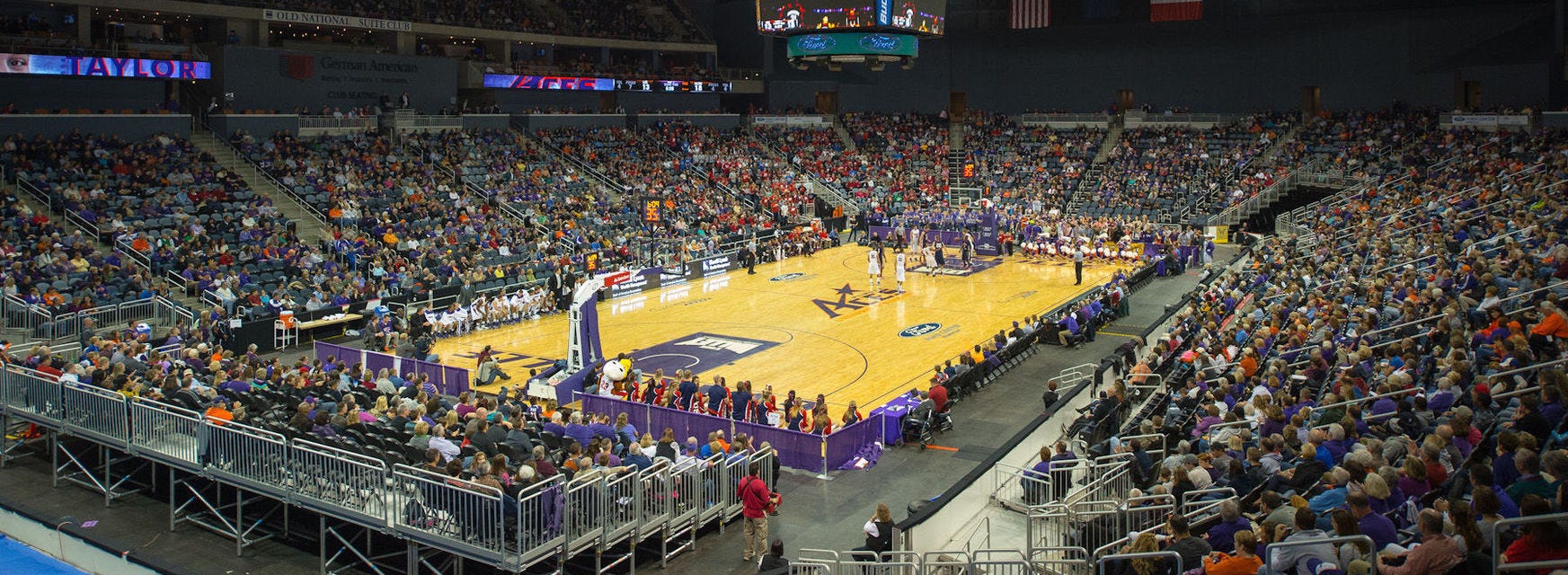 Evansville Basketball will be playing Murray State Basketball at Ford Center in Evansville