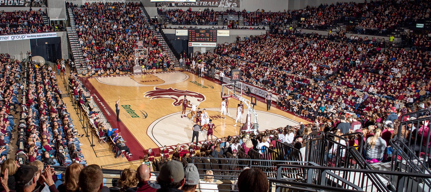 Southern Illinois Basketball will be playing UIC Basketball at Banterra Center in Carbondale
