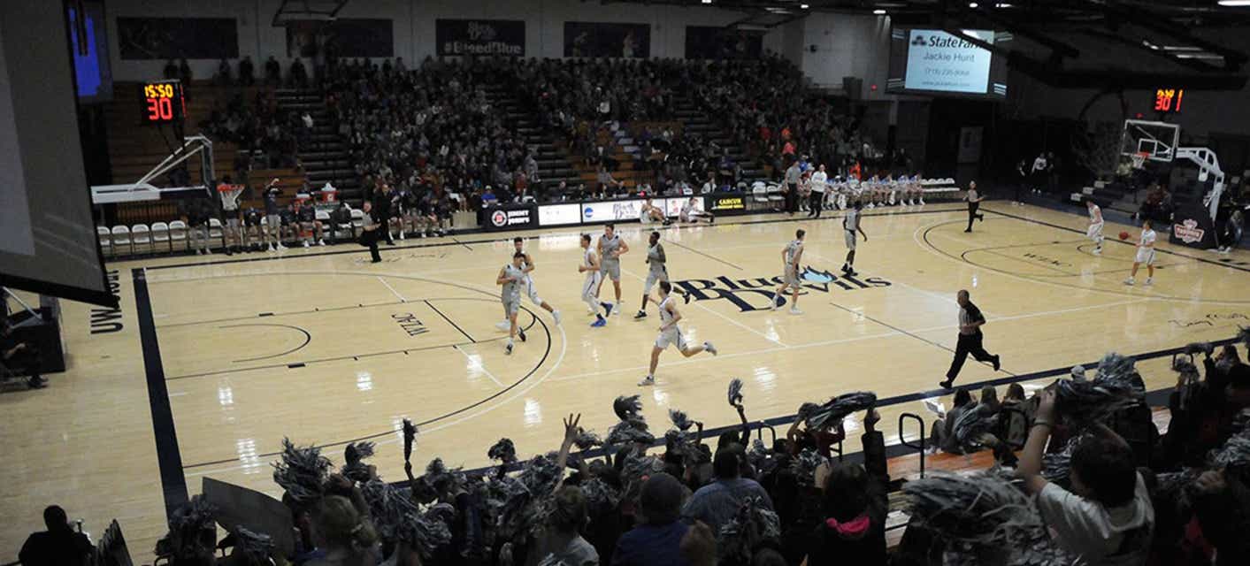 Wisconsin-Stout Basketball
