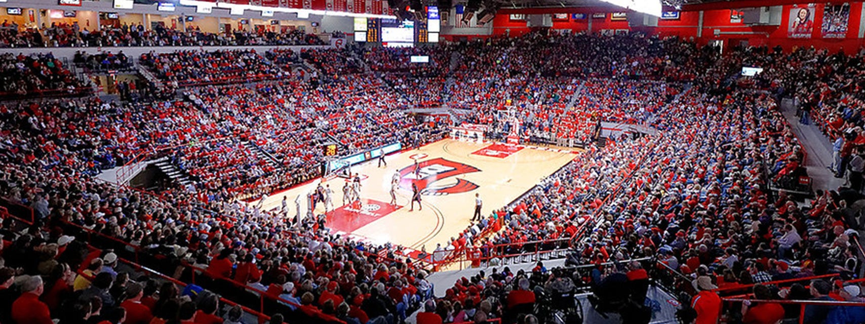 Western Kentucky Basketball will be playing Evansville Basketball at Diddle Arena in Bowling Green