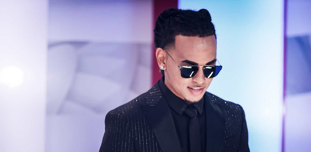 Ozuna Tickets