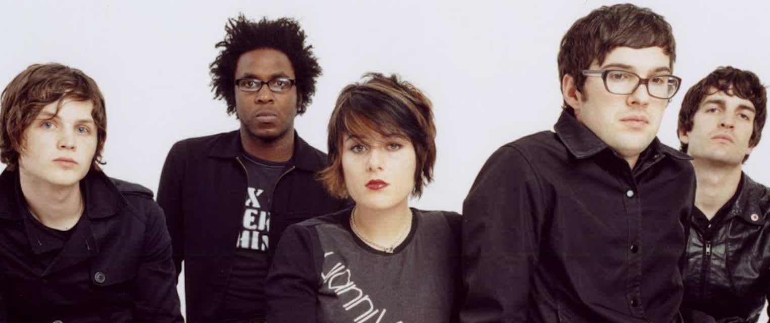 Pretty Girls Make Graves Tickets