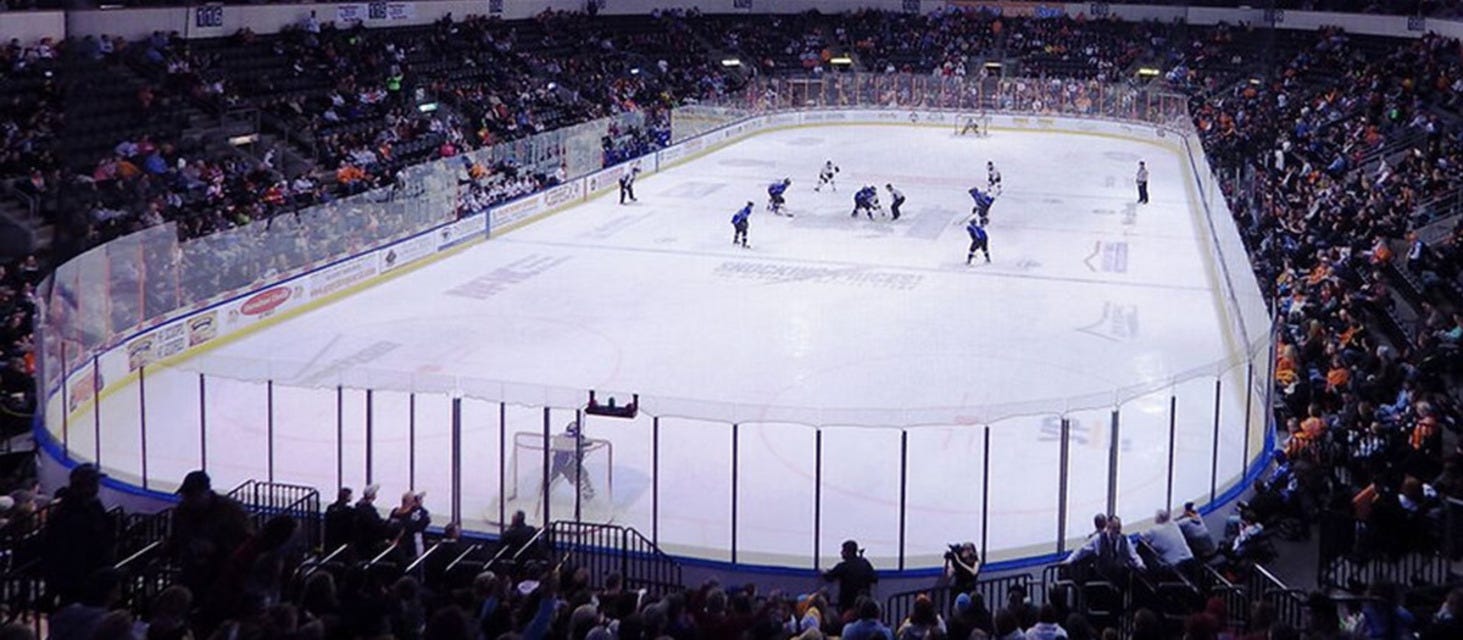 Kansas City Mavericks will be playing Tulsa Oilers at Cable Dahmer Arena in Independence