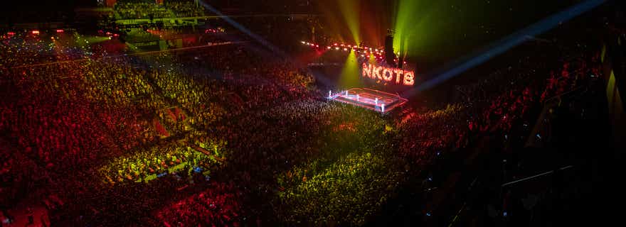 Kevin hart little caesars arena