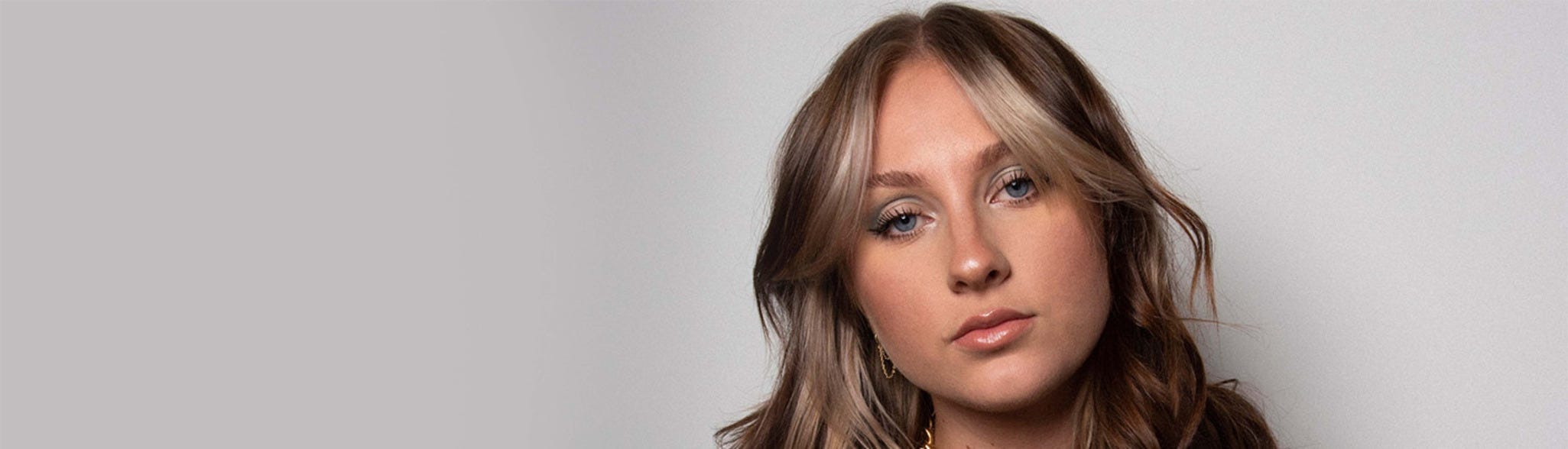 Ashley Kutcher will be playing at A and R Music Bar in Columbus