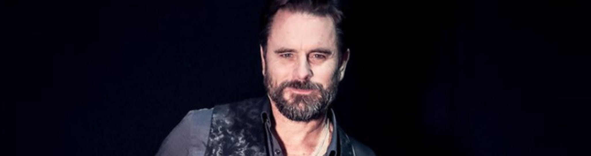 Charles Esten