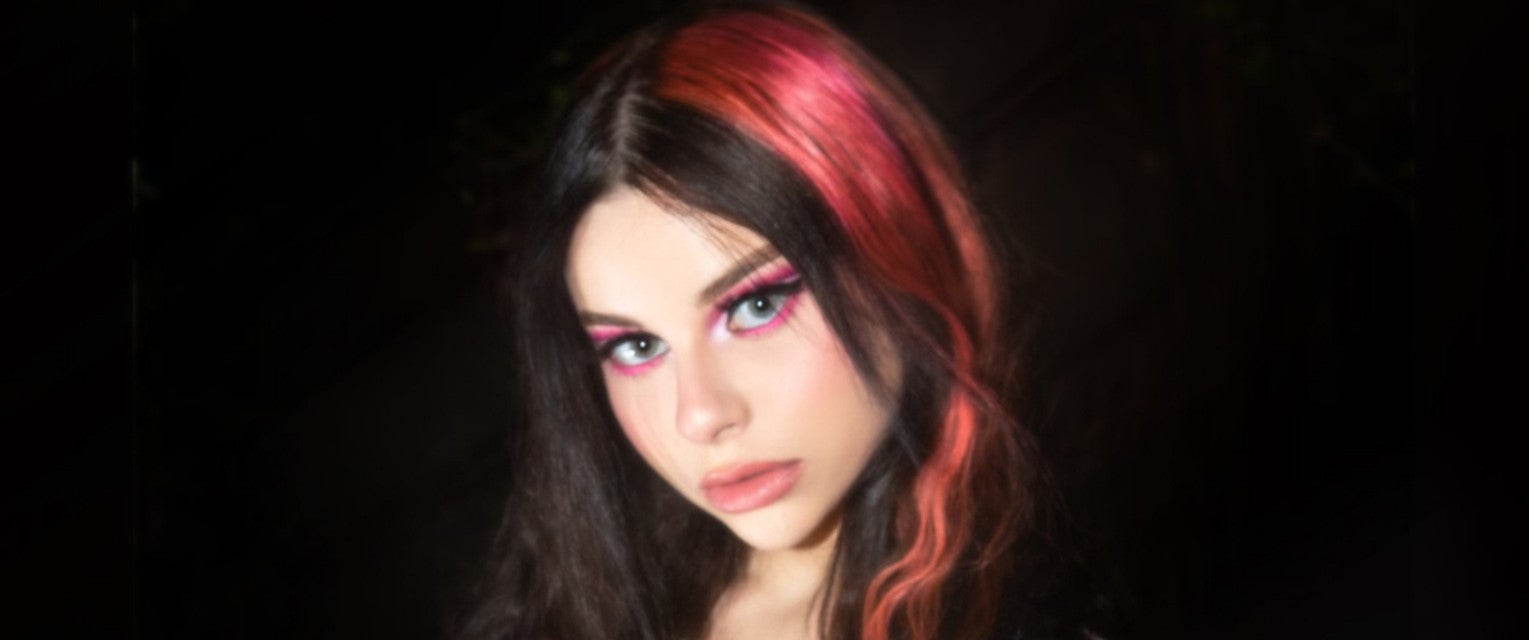 Ellise will be playing at A and R Music Bar in Columbus