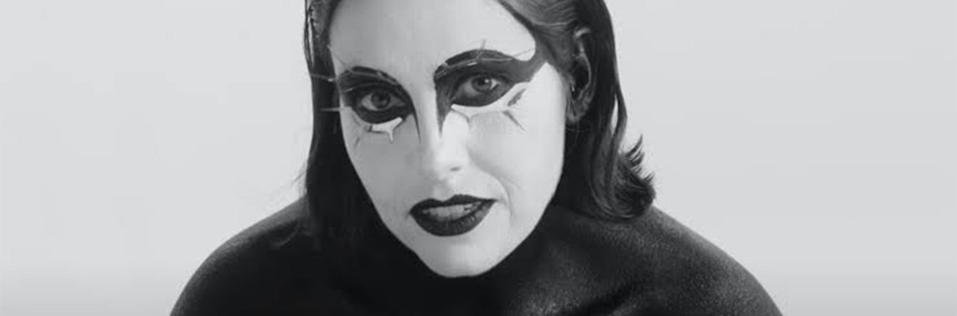 Emma Ruth Rundle Tickets
