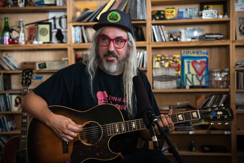 J Mascis