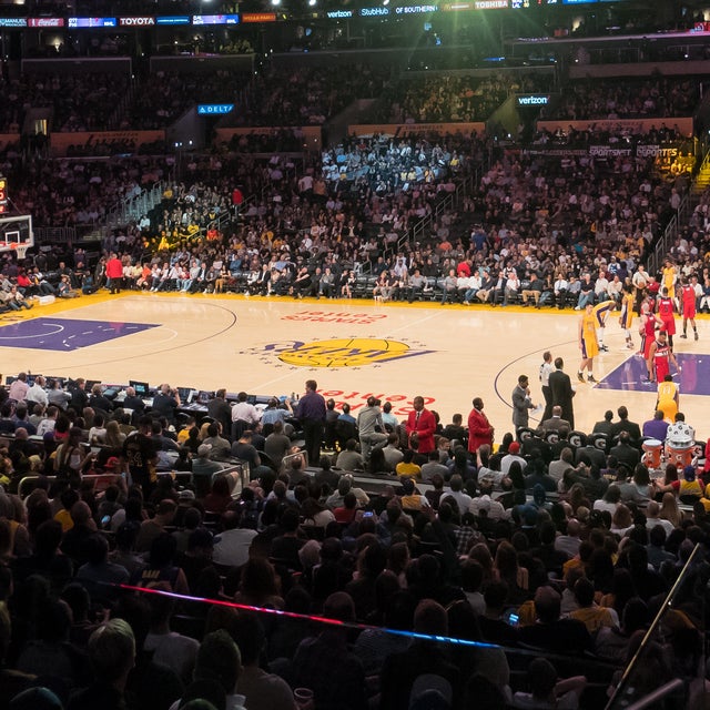 Buy Los Angeles Lakers Tickets | LA Lakers Tickets | Gametime