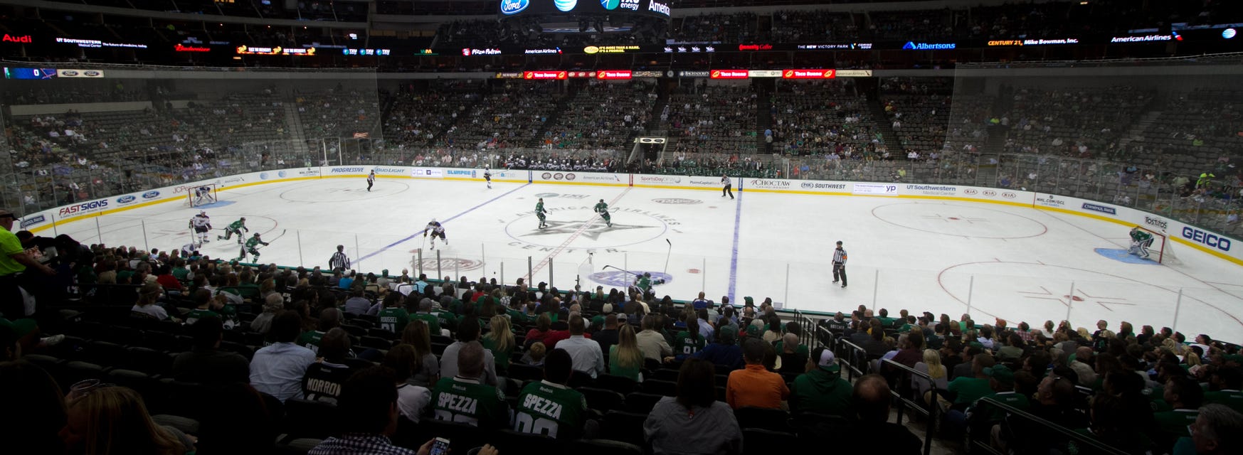 Dallas Stars will be playing San Jose Sharks at American Airlines Center in Dallas