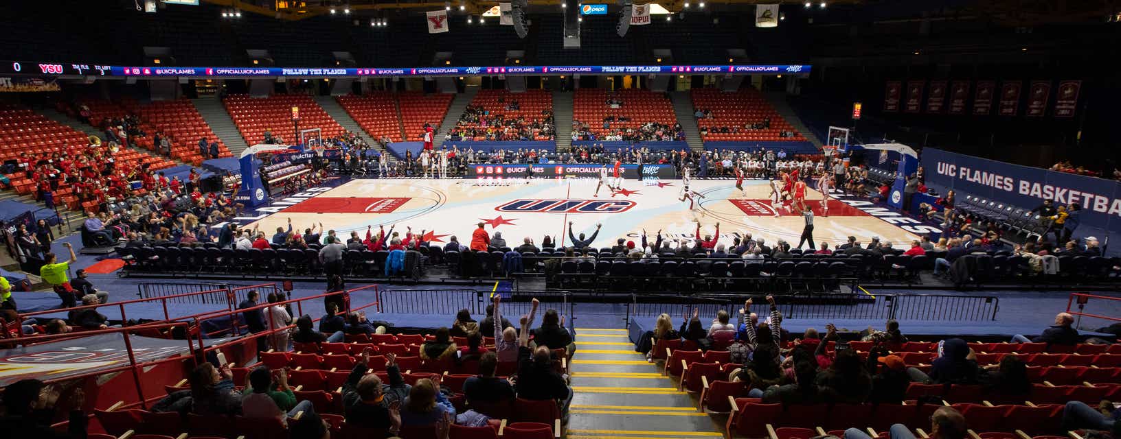 UIC Basketball Tickets