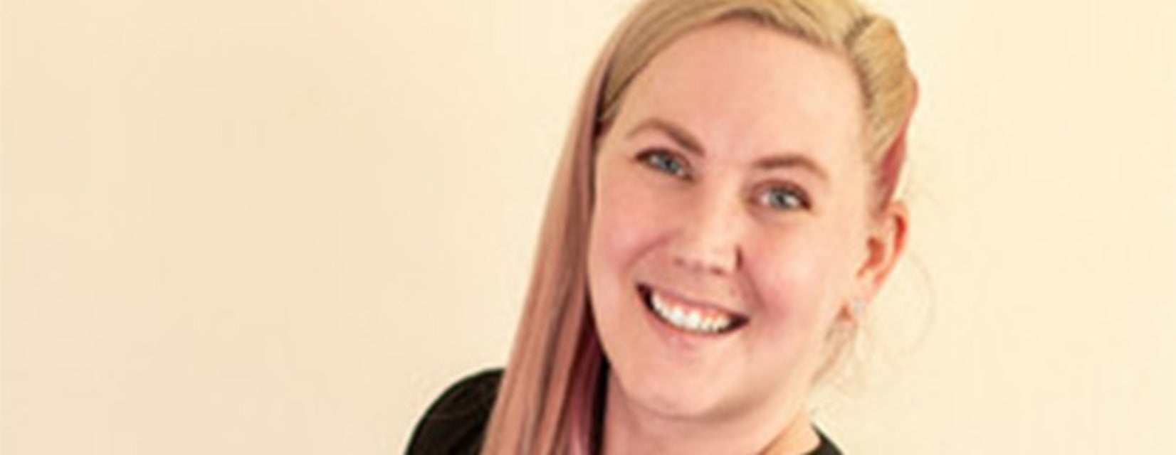 Cheap Rebecca Yarros Tickets Gametime