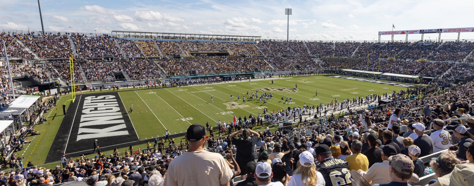 Seat view from Upper Sideline
