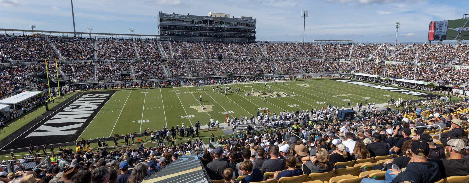 Seat view from Upper Sideline