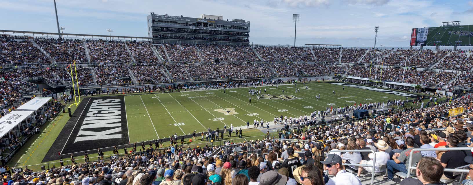 Seat view from Upper Sideline