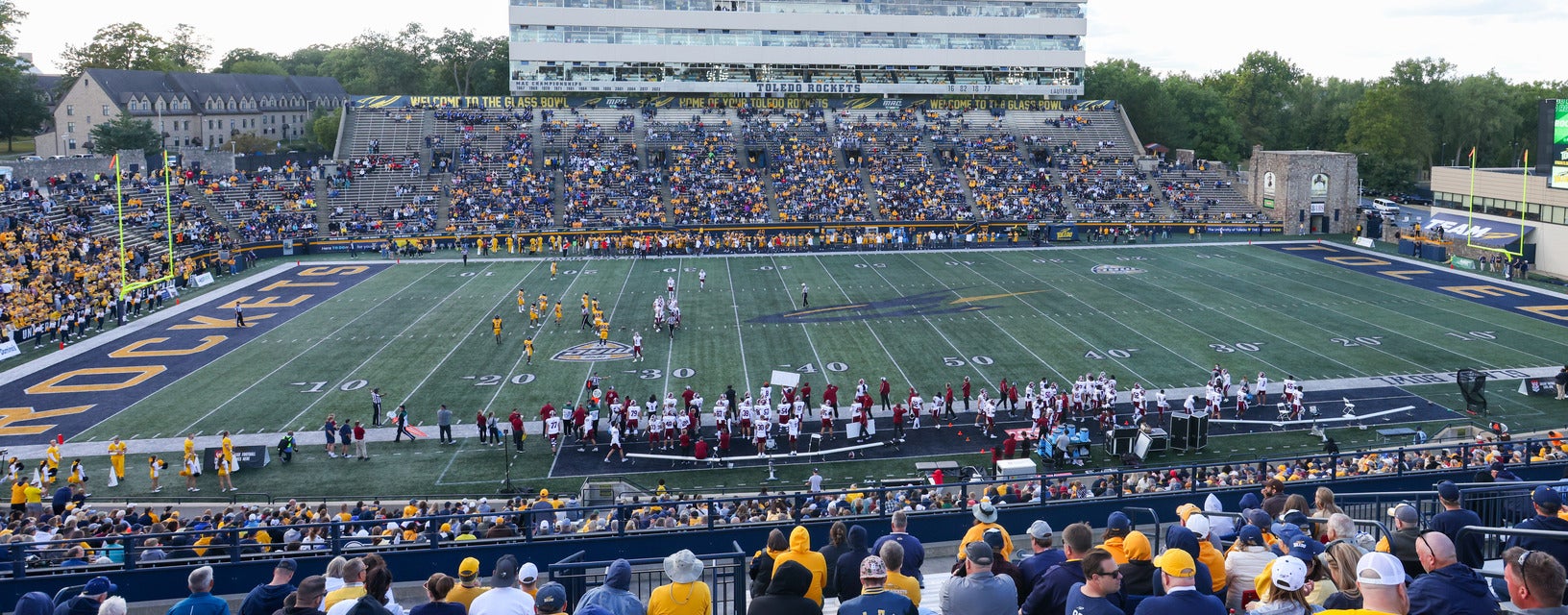 Seat view from Upper Sideline