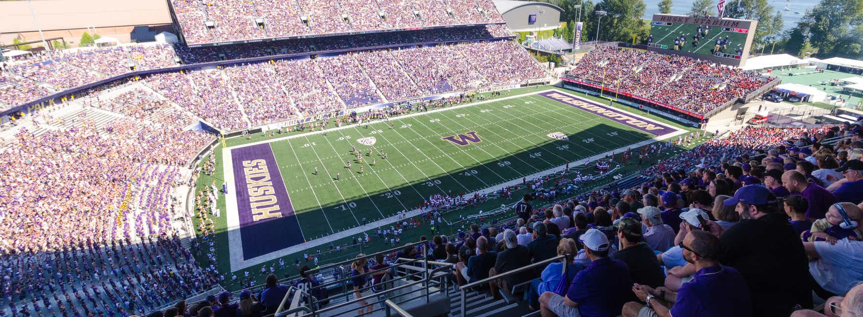 Seat view from Upper Sideline
