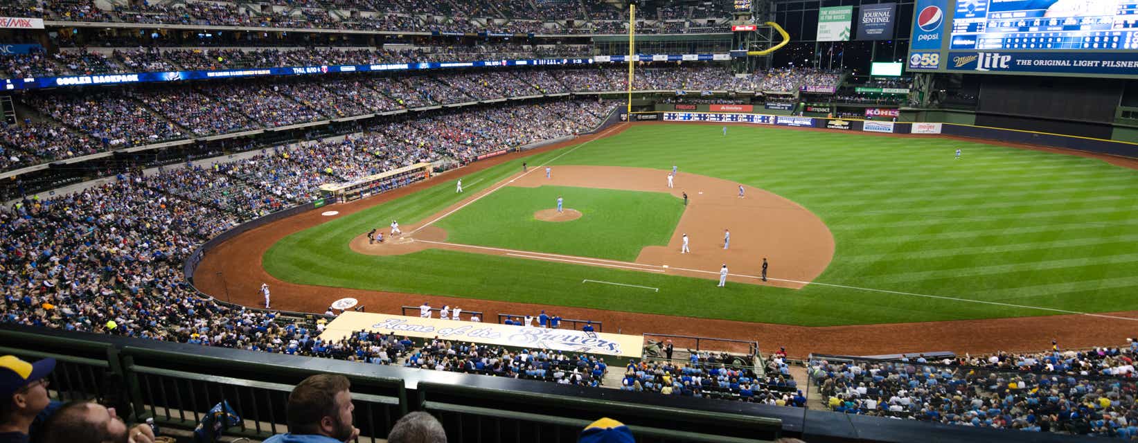 Seat view from Club Outfield Box