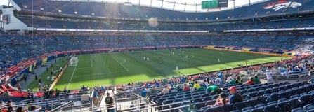 Seat view from Field Level Sideline