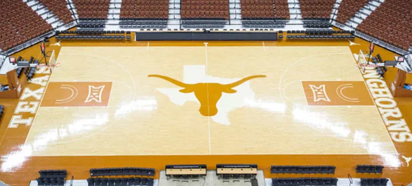 Texas Women's Volleyball will be playing Wisconsin Women's Volleyball at Moody Center ATX in Austin