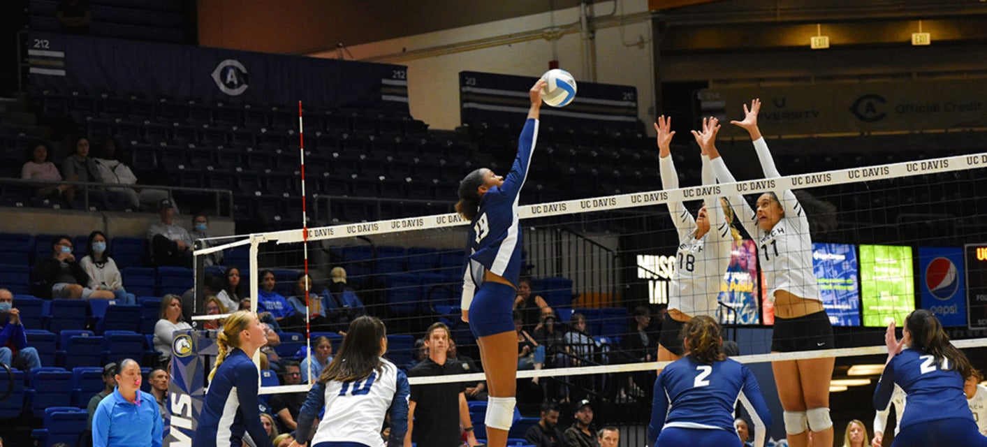 UC Davis Women's Volleyball will be playing Air Force Women's Volleyball at University Credit Union Center in Davis