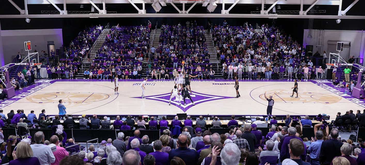 Furman Women's Basketball